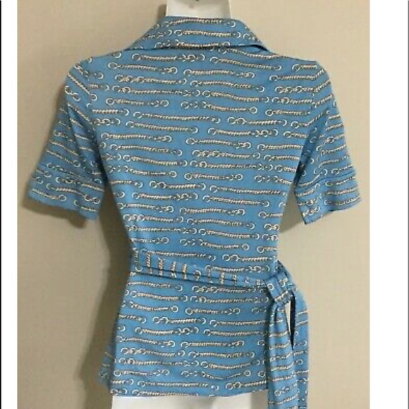 Diane Von Furstenberg DVF Wrap Top Silk Shirt Blue Chain Blouse size 6 - Picture 2 of 4